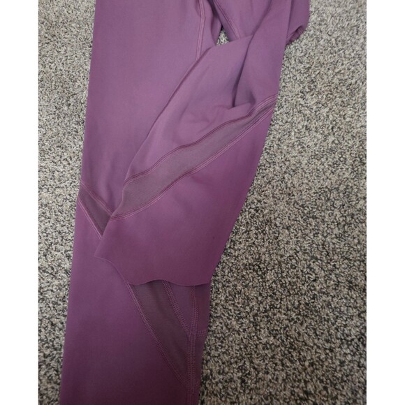 Lululemon Cropped Tulip Hem Leggings Size 8 Mesh Detail Rose Pink Activewear - Picture 4 of 12